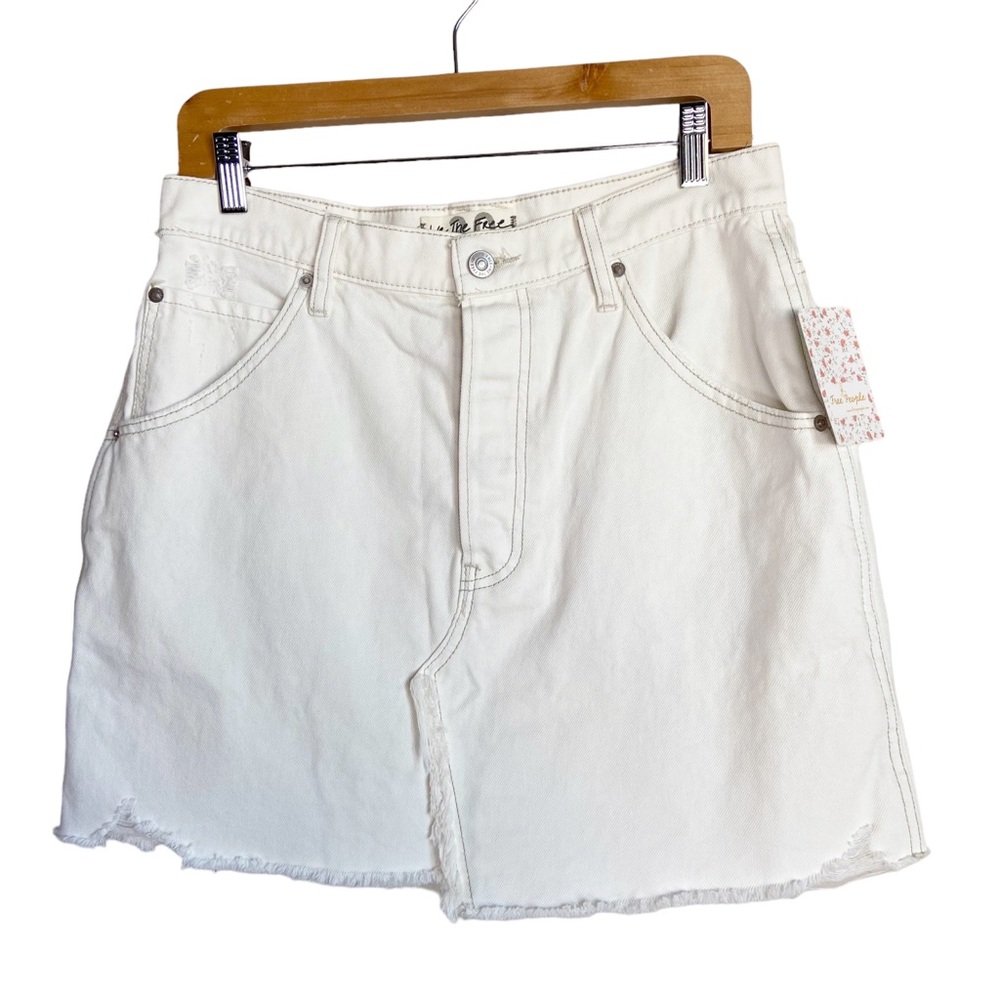 Free People Brea Cutoff Denim Skirt in Deco White Size 30 Waist - Picture 3 of 8